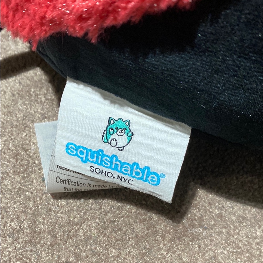 Squishable ladybug plush - Picture 3 of 4